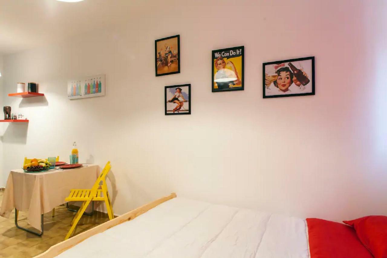 Studio For Couples Near Downtown イラクリオン エクステリア 写真