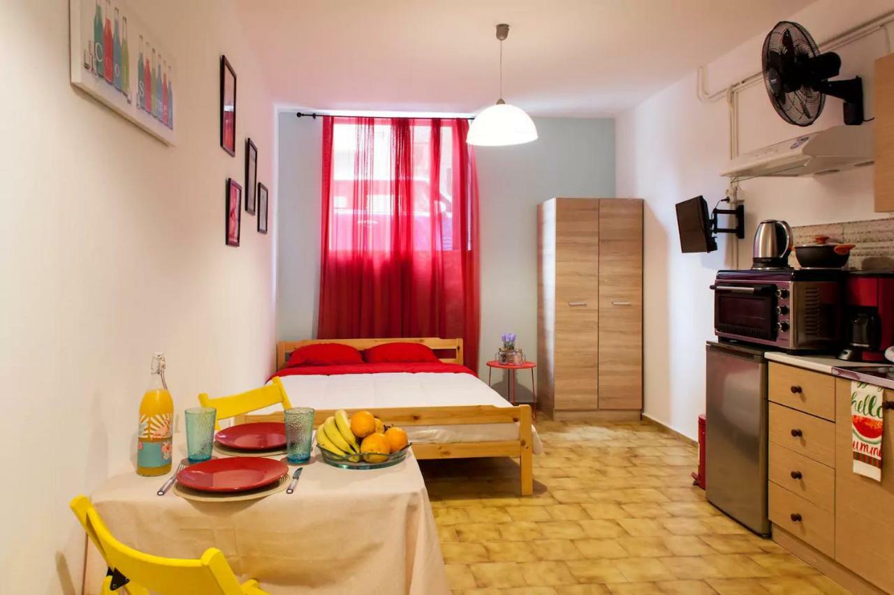 Studio For Couples Near Downtown イラクリオン エクステリア 写真