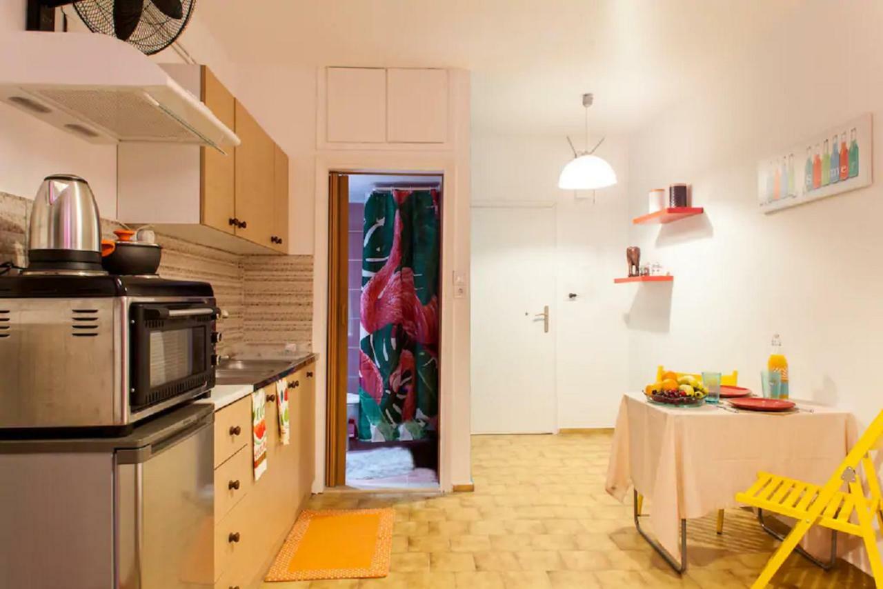 Studio For Couples Near Downtown イラクリオン エクステリア 写真